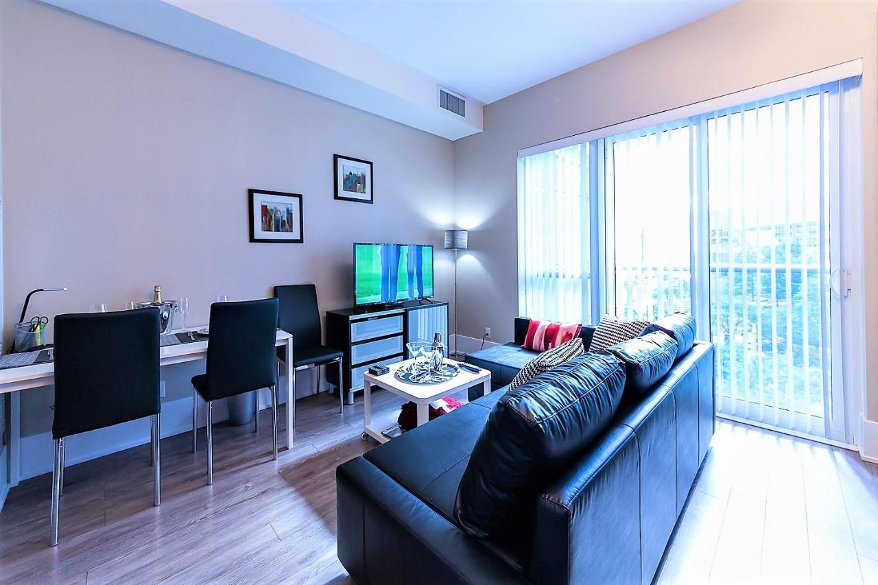 Upscale Suite At Cn Tower, Metro Convention & Rogers Centre Toronto Kültér fotó
